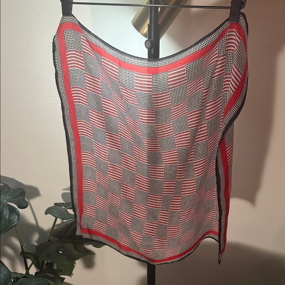 Silk accessories neck scarf Vintage Red and Black Checkered Scarf‎ 20”